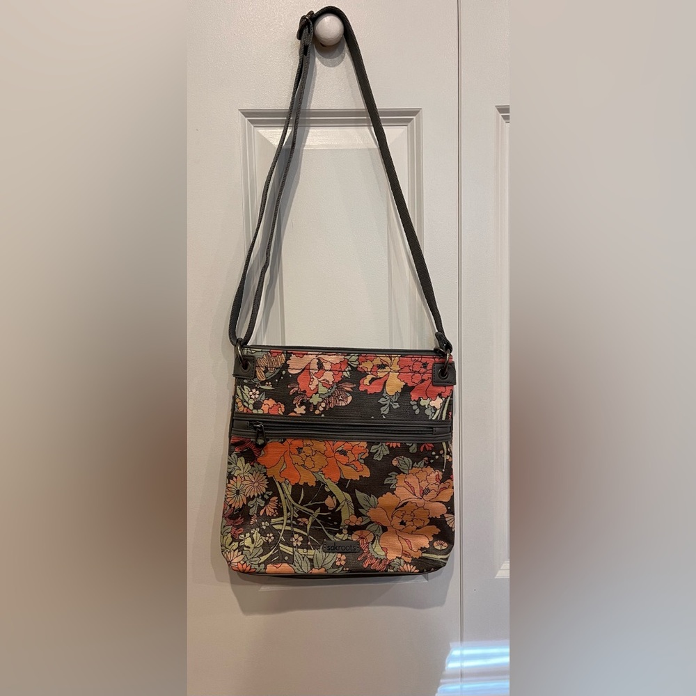 EUC Sakroots Crossbody Purse